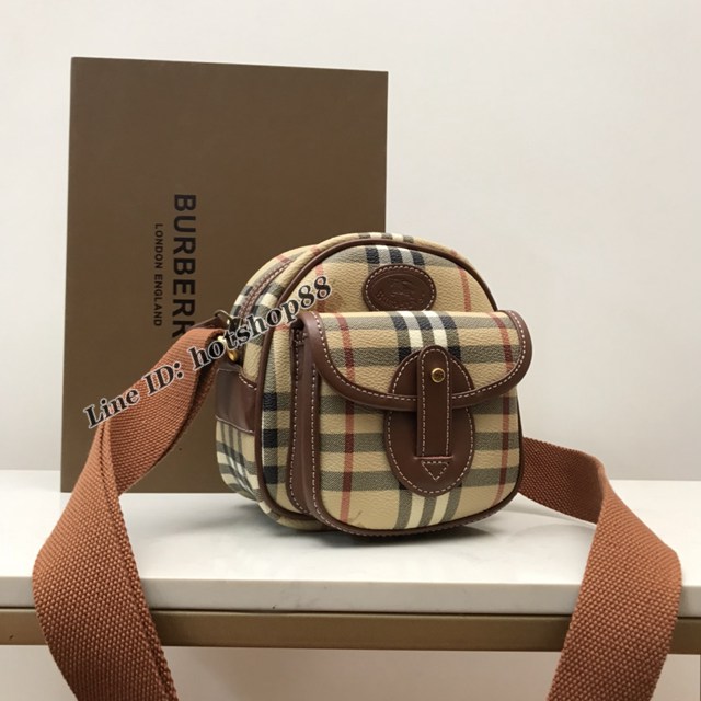 Burberry專櫃新款中古款圓蛋包 巴寶莉戰馬Pvc配牛皮小斜挎包 yxb1142